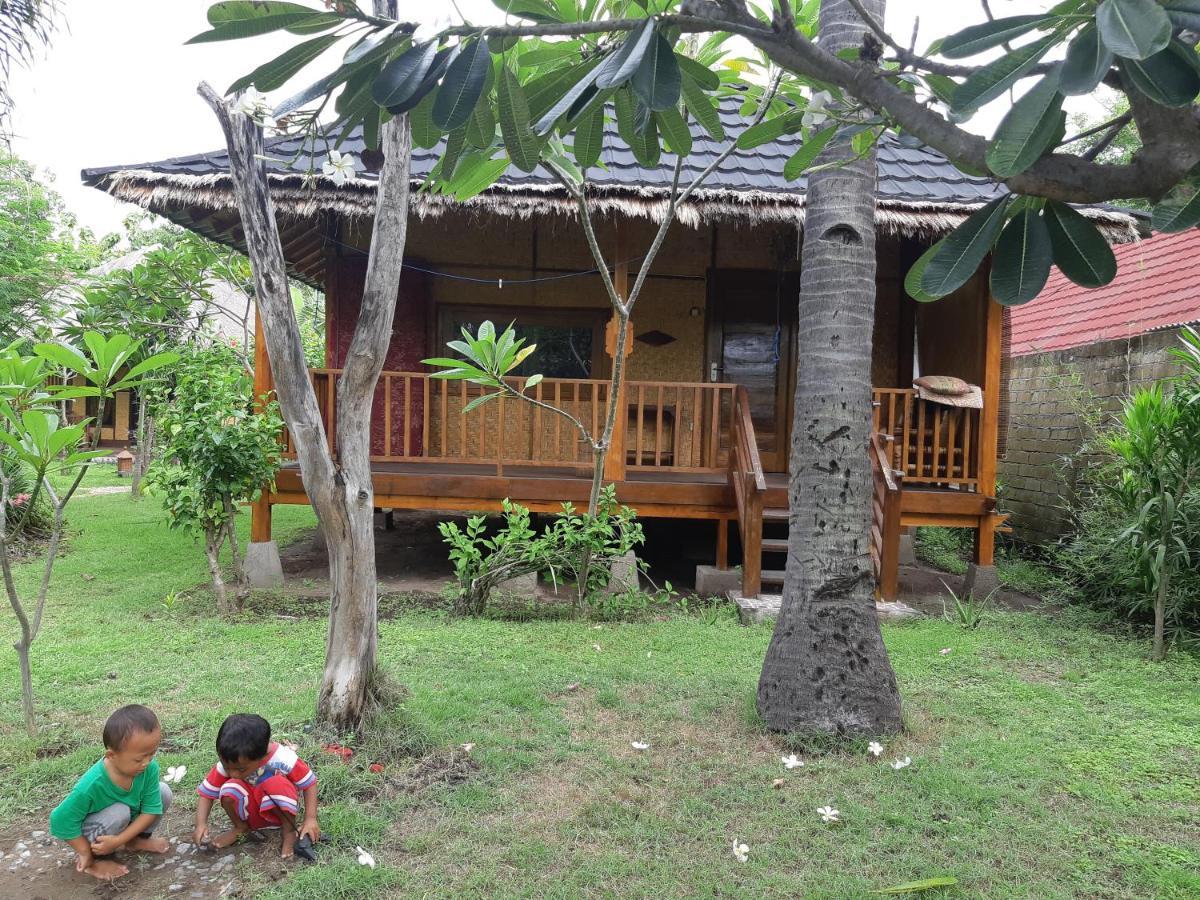 Tangga Bungalows Gili Islands Exterior photo