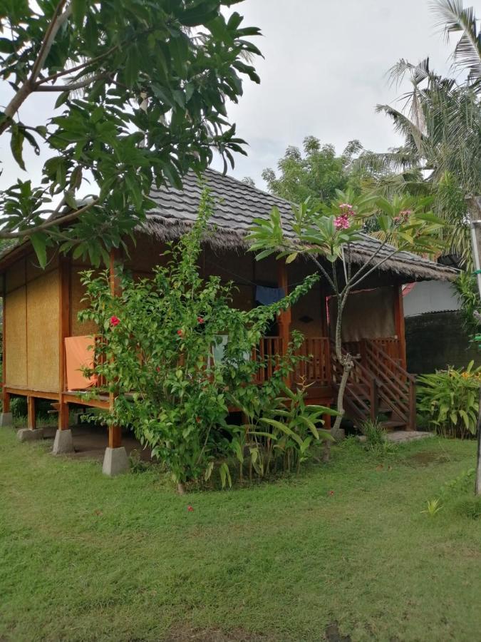 Tangga Bungalows Gili Islands Exterior photo