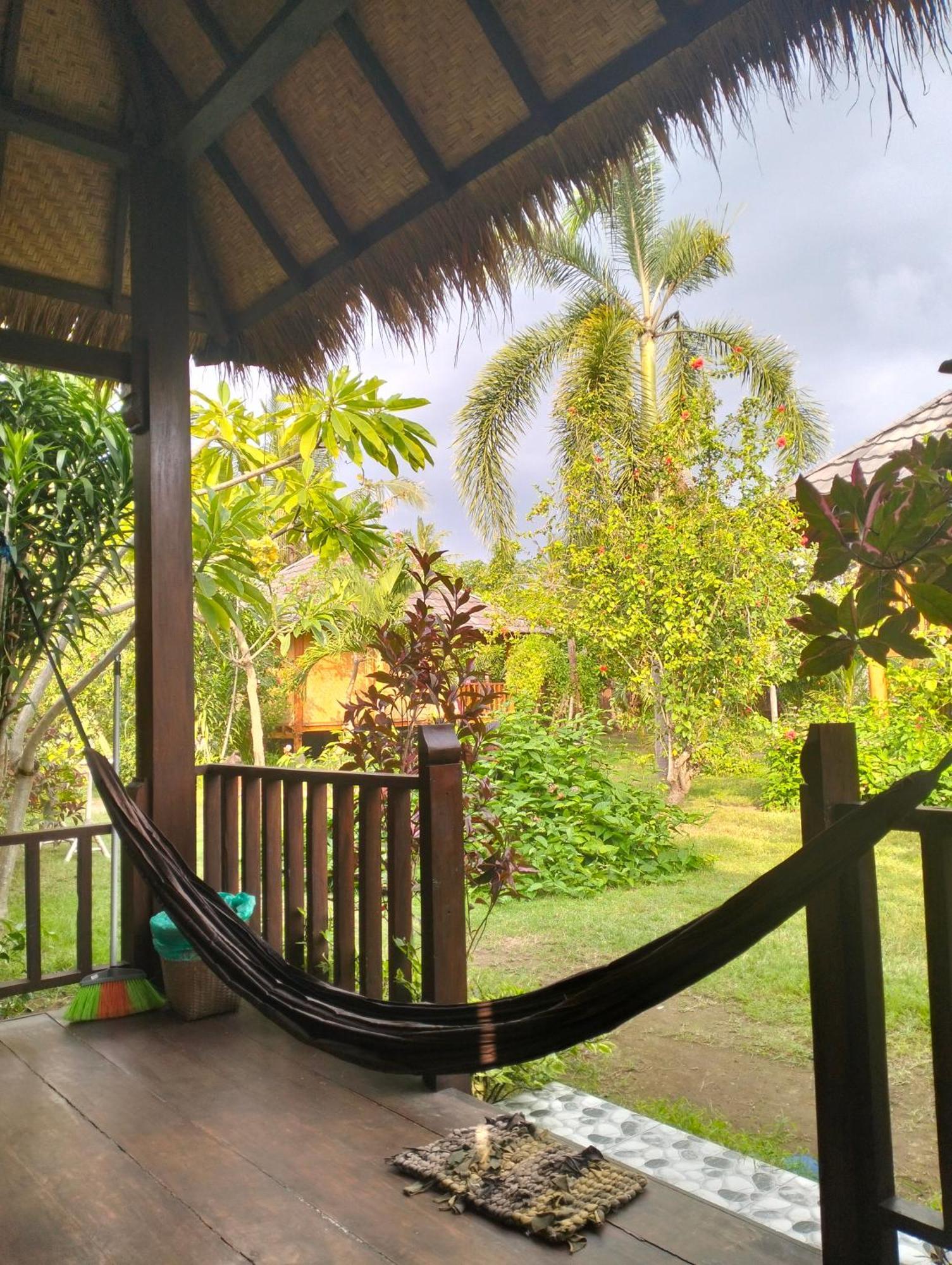 Tangga Bungalows Gili Islands Exterior photo