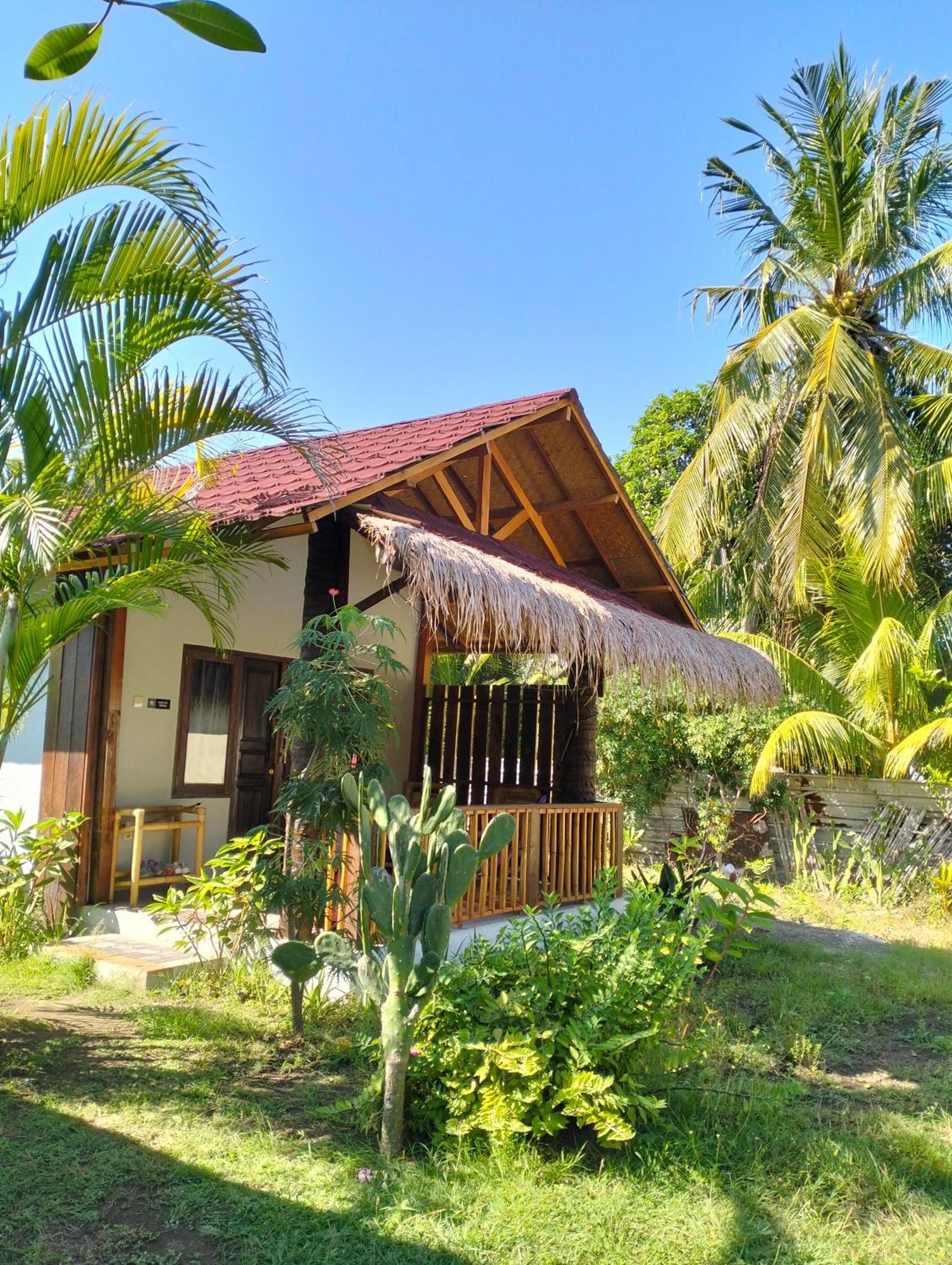 Tangga Bungalows Gili Islands Exterior photo