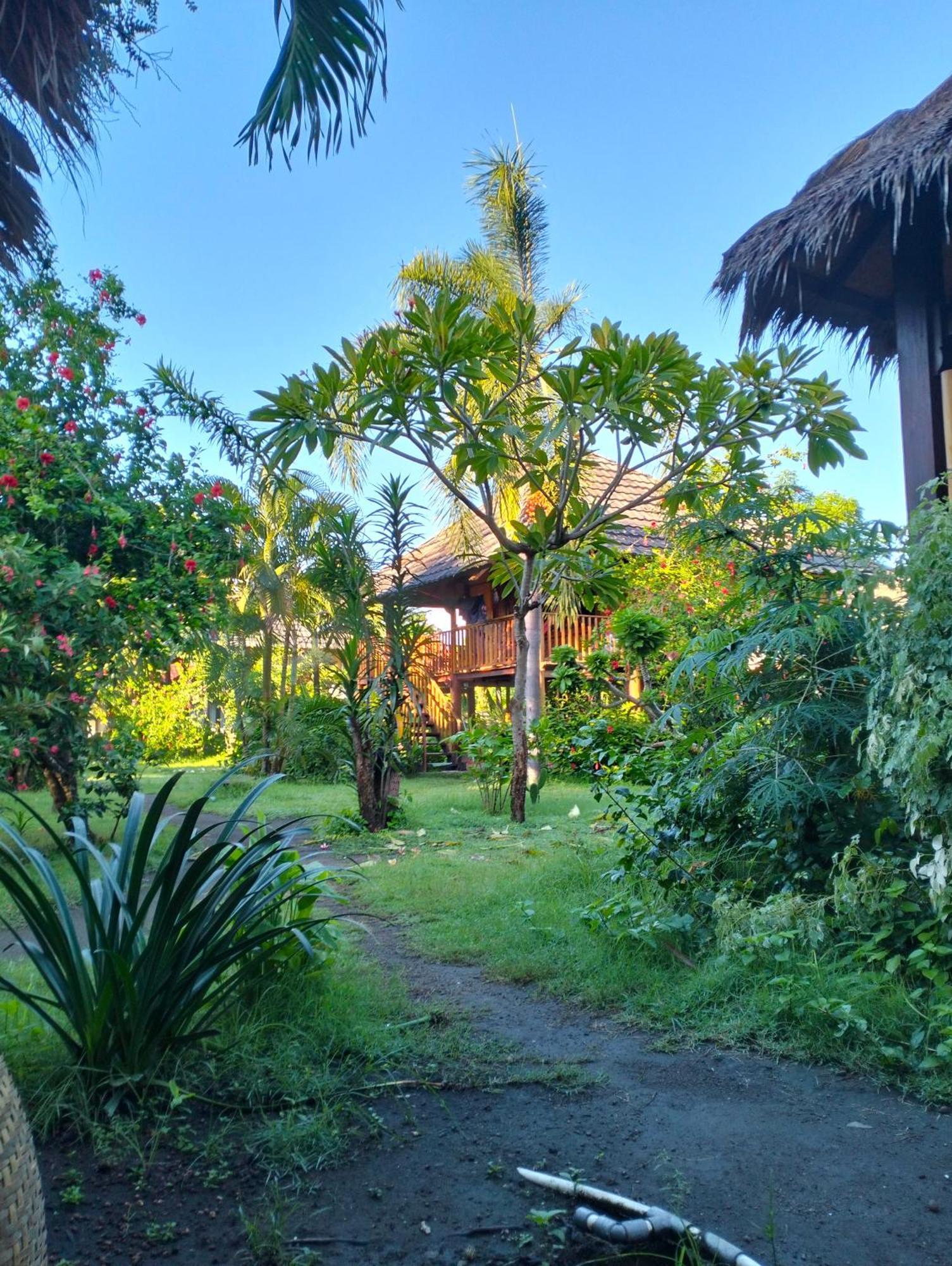 Tangga Bungalows Gili Islands Exterior photo