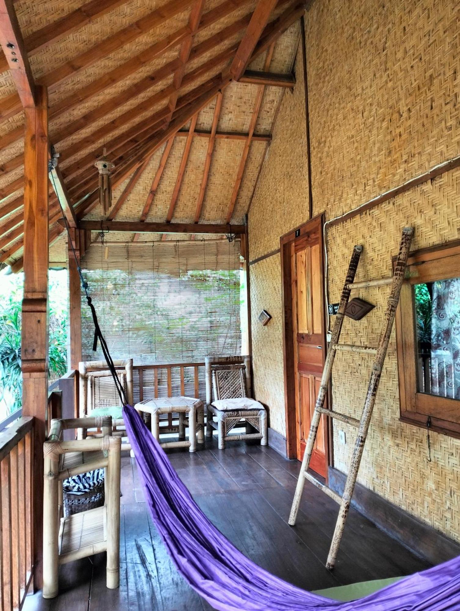 Tangga Bungalows Gili Islands Room photo