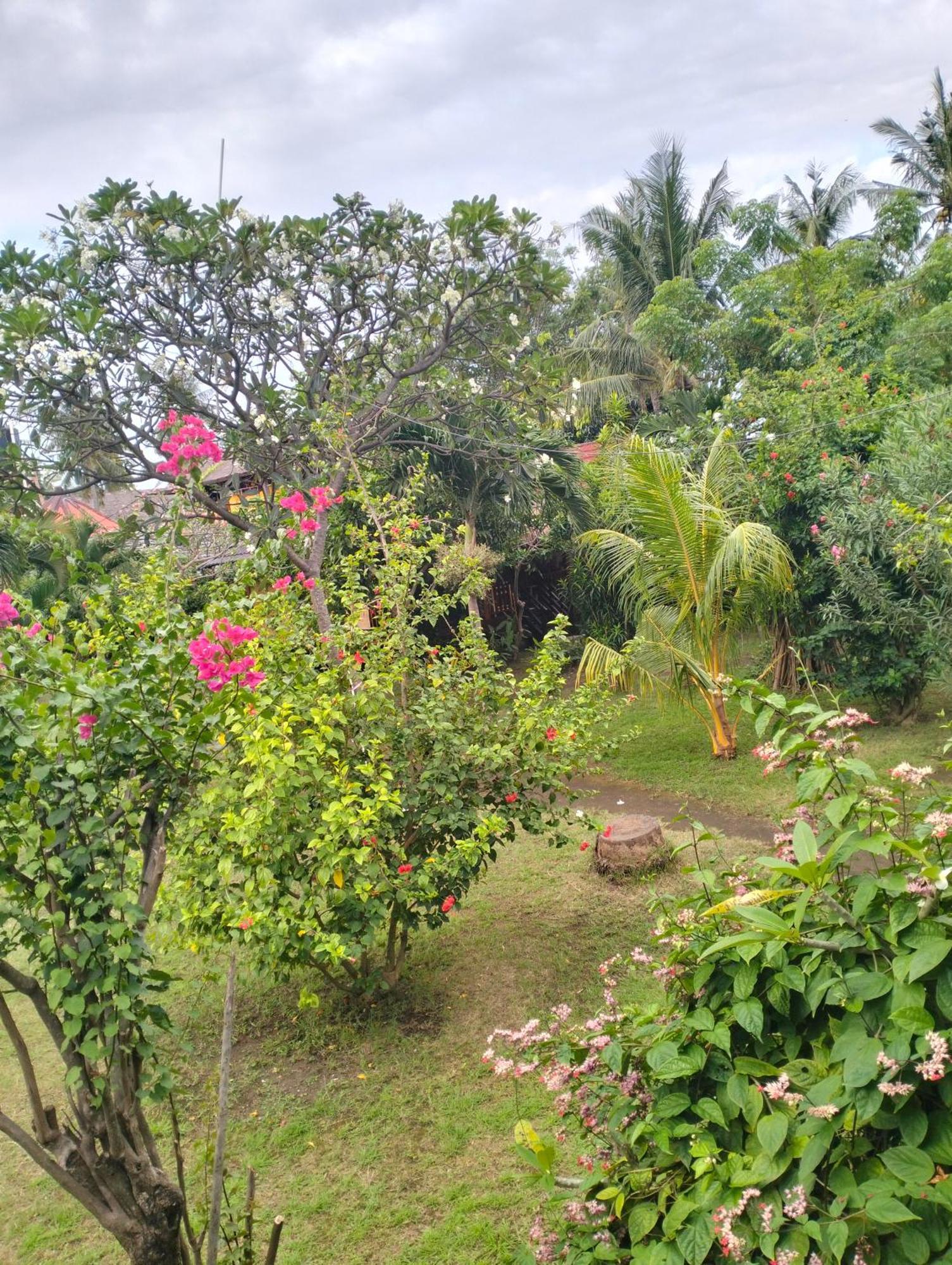 Tangga Bungalows Gili Islands Exterior photo